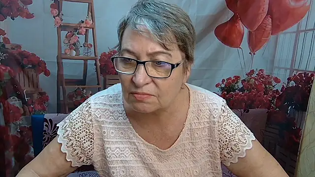 OlgaLuck online show from April 2026 06:33:01 AM