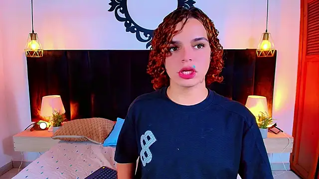 Snapshot of Skyee_angel chatting on July 2026 07:30:01 PM Skyee angel online show from July 2026 07:30:01 PM