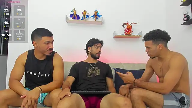 heteros curious online show from April 2026 01:36:02 AM