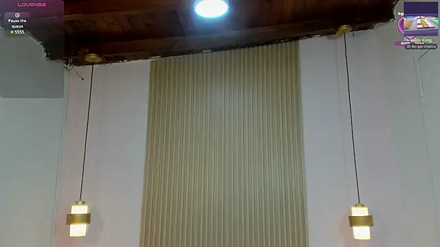 Izelevans online show from February 2026 01:01:02 PM