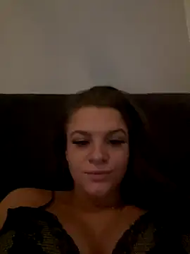 SenSophiaXX online show from December 2025 05:54:02 PM