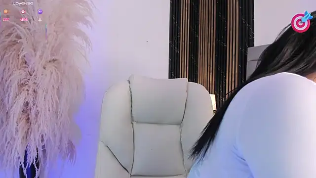 amaia santini online show from March 2026 07:03:02 PM