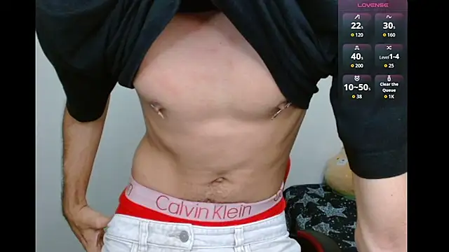 Neithanzynnx online show from November 2025 07:49:02 PM