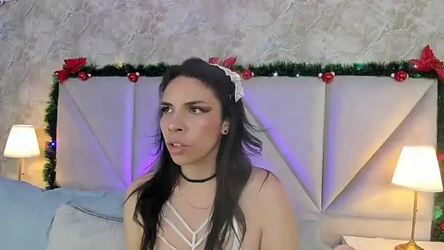 Viiolet Stone online show from December 2025 08:49:02 PM