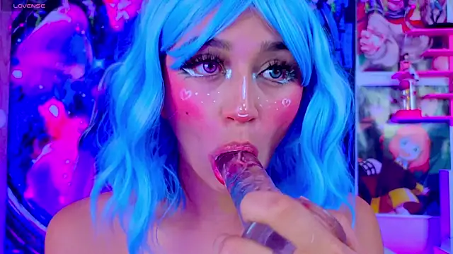 kitty niki online show from December 2025 08:25:01 PM