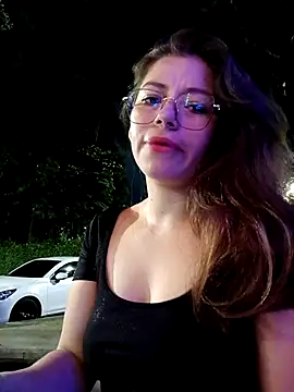 Renata Honey online show from November 2025 03:31:02 AM