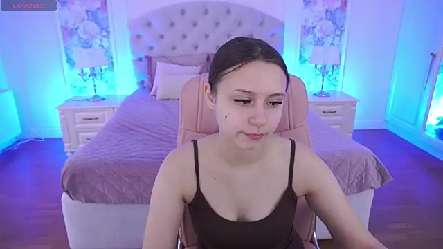 TinyNatalie online show from March 2026 02:44:02 PM