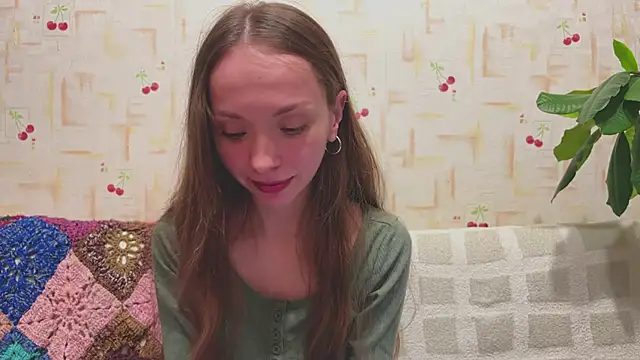 Snapshot of PaulaTisch chatting on November 2025 06:34:01 PM PaulaTisch online show from November 2025 06:34:01 PM