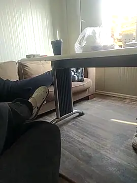 Snapshot of BarrenProtege chatting on December 2025 09:40:01 AM BarrenProtege online show from December 2025 09:40:01 AM