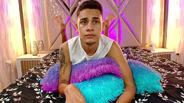 The big twink x online show from December 2025 08:47:02 PM