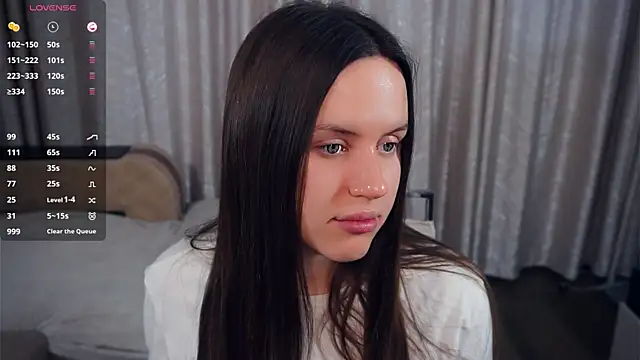 SanoraVillnave online show from December 2025 08:22:01 AM