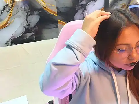 SHIZUKA WET online show from November 2025 03:19:02 AM