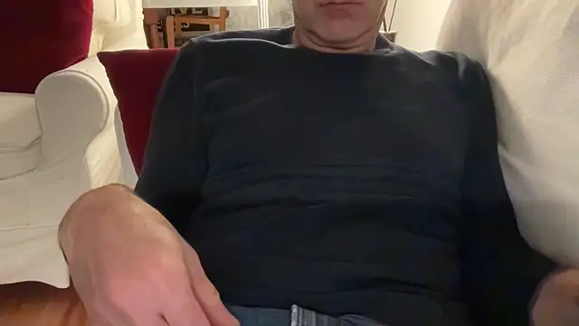 Snapshot of SimonZydar chatting on November 2025 09:25:02 PM SimonZydar online show from November 2025 09:25:02 PM