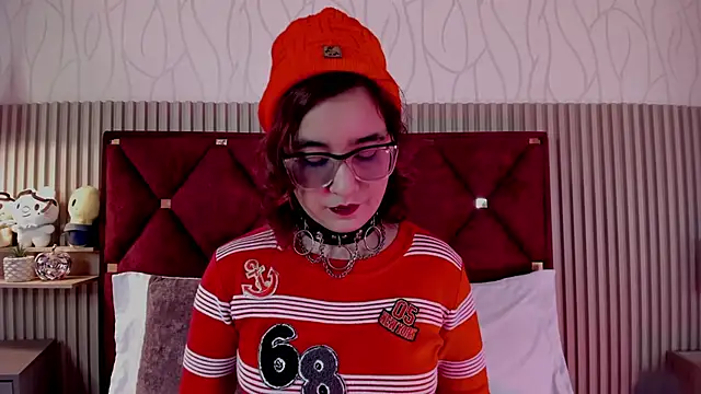Snapshot of Kiri_Velvet chatting on May 2026 07:41:02 PM Kiri Velvet online show from May 2026 07:41:02 PM