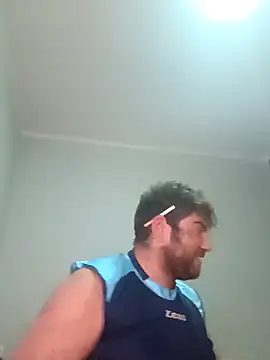 Snapshot of ziopaglia chatting on November 2025 05:17:01 PM ziopaglia online show from November 2025 05:17:01 PM