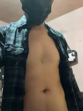 maxitravieso online show from July 2026 09:06:02 PM