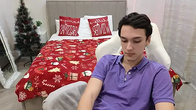 MoonlinSkinn online show from January 2026 01:07:02 AM