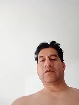 ChrisFloresP online show from December 2025 12:25:02 PM