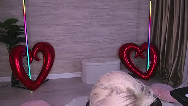 SexyElisabeth online show from February 2026 04:43:01 AM