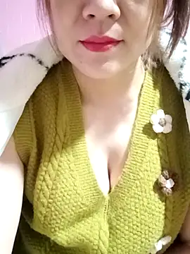 Snapshot of Lily-ross22 chatting on November 2025 07:38:01 PM Lily-ross22 online show from November 2025 07:38:01 PM