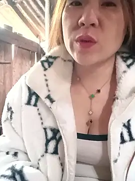 Lily-ross22 online show from January 2026 05:01:02 AM