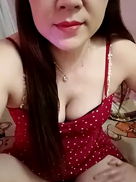 Snapshot of Lily-ross22 chatting on May 2026 07:52:02 PM Lily-ross22 online show from May 2026 07:52:02 PM