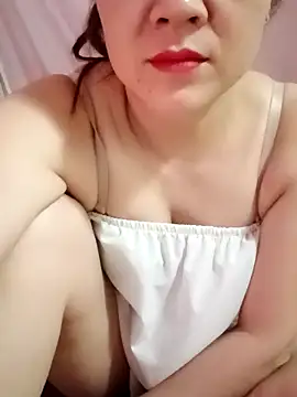 Snapshot of Lily-ross22 chatting on May 2026 05:54:01 PM Lily-ross22 online show from May 2026 05:54:01 PM
