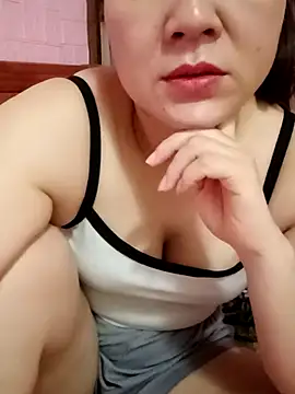Snapshot of Lily-ross22 chatting on July 2026 06:47:02 AM Lily-ross22 online show from July 2026 06:47:02 AM