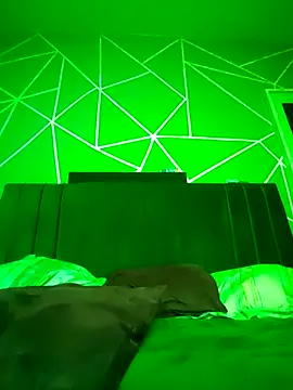 Snapshot of Reynpau19 chatting on November 2025 04:23:02 AM Reynpau19 online show from November 2025 04:23:02 AM