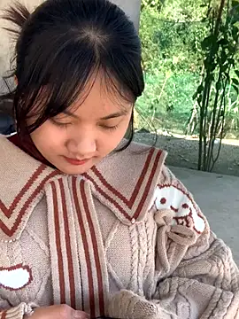 lau-2 online show from November 2025 02:46:02 AM