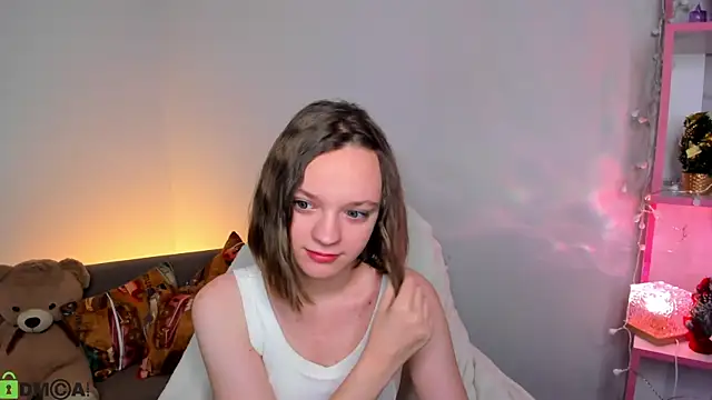 Olivia Riesz online show from December 2025 01:12:02 AM