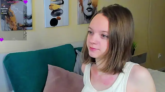 Olivia Riesz online show from March 2026 01:10:01 AM