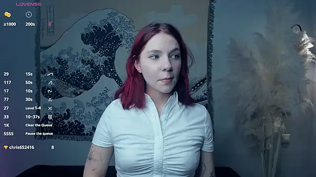 Snapshot of Solarspark chatting on December 2025 07:12:01 AM Solarspark online show from December 2025 07:12:01 AM