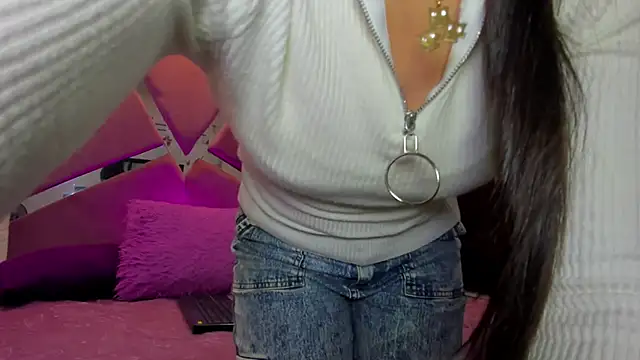 Snapshot of sol-angel chatting on June 2026 03:40:01 PM sol-angel online show from June 2026 03:40:01 PM