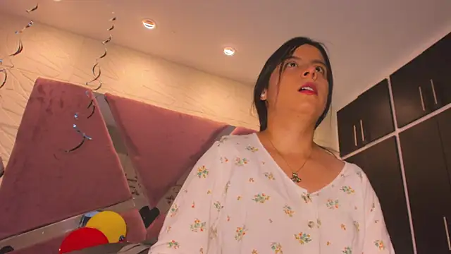 Snapshot of sol-angel chatting on July 2026 04:02:02 PM sol-angel online show from July 2026 04:02:02 PM