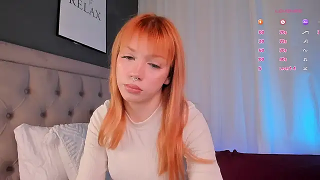 Snapshot of SunRisee_ chatting on February 2026 12:12:01 PM SunRisee online show from February 2026 12:12:01 PM