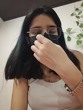 Snapshot of Sexolinaa chatting on May 2026 05:40:02 PM Sexolinaa online show from May 2026 05:40:02 PM