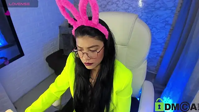 aisha cambell online show from December 2025 09:54:02 PM