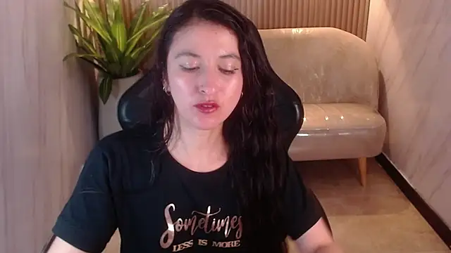 Snapshot of tatiscelis_tf chatting on November 2025 01:20:02 AM tatiscelis tf online show from November 2025 01:20:02 AM