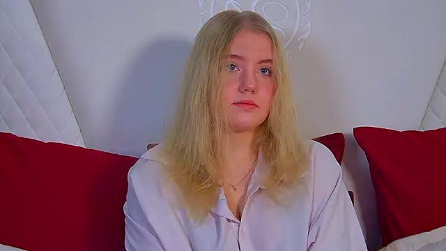 Snapshot of EmilyEvanse chatting on January 2026 06:18:01 AM EmilyEvanse online show from January 2026 06:18:01 AM