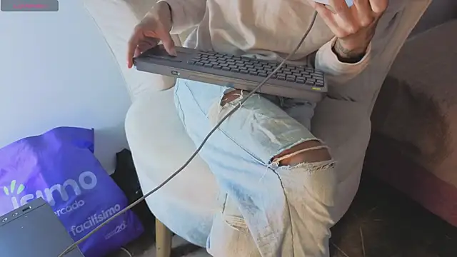 megan lenon online show from February 2026 01:35:02 AM