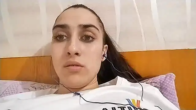 Snapshot of LexusLady chatting on December 2025 07:00:01 PM LexusLady online show from December 2025 07:00:01 PM