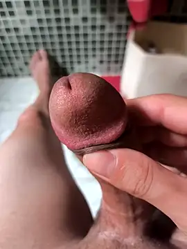 Snapshot of Mascarado01i chatting on December 2025 06:03:02 PM Mascarado01i online show from December 2025 06:03:02 PM