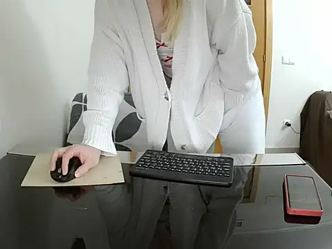 Adelyxveex online show from December 2025 12:41:02 AM