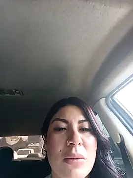   Aysha online show from December 2025 04:01:02 PM