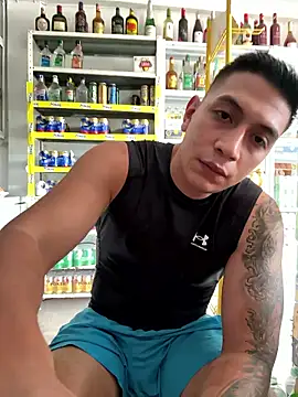 Snapshot of OliverWest04 chatting on January 2026 08:10:02 PM OliverWest04 online show from January 2026 08:10:02 PM