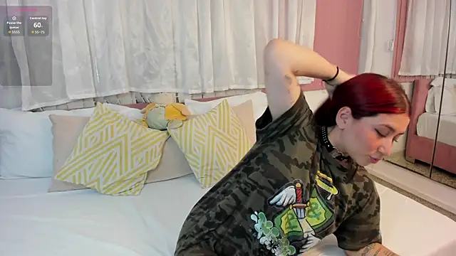 CharlotteBlossom online show from January 2026 08:44:01 PM