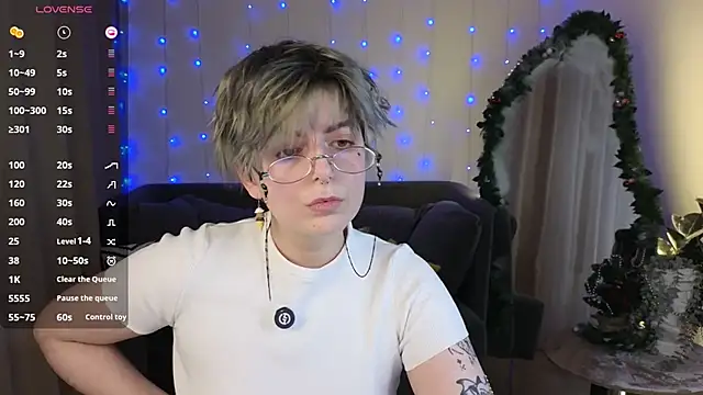 Spider Arti online show from December 2025 09:19:02 PM