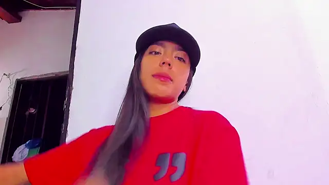 Snapshot of Dereck_Prinncee chatting on February 2026 01:37:01 AM Dereck Prinncee online show from February 2026 01:37:01 AM