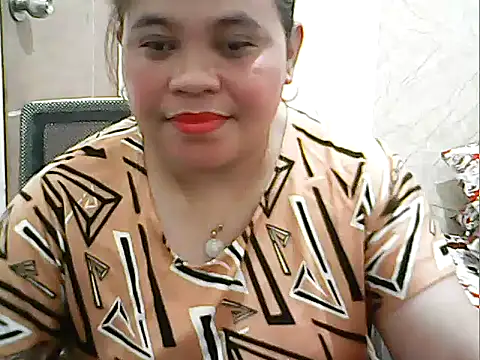 cutechubby online show from February 2026 01:04:01 PM